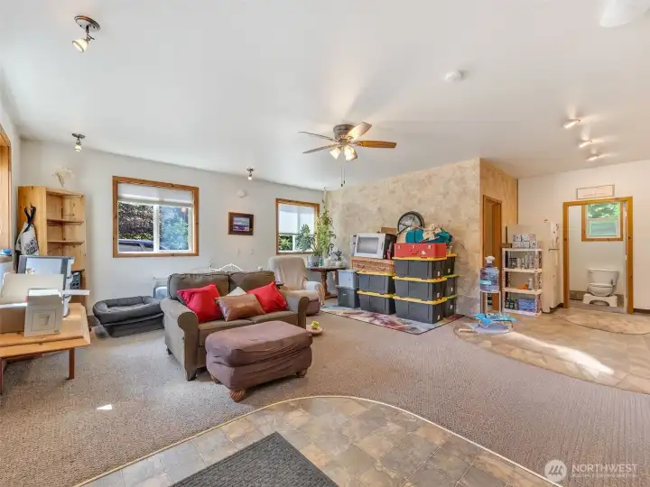Main level one bedroom apartment adjoining the shop. Currently being rented out for $1,200 a month. Main level one bedroom apartment adjoining the shop. Currently being rented out for $1,200 a month.