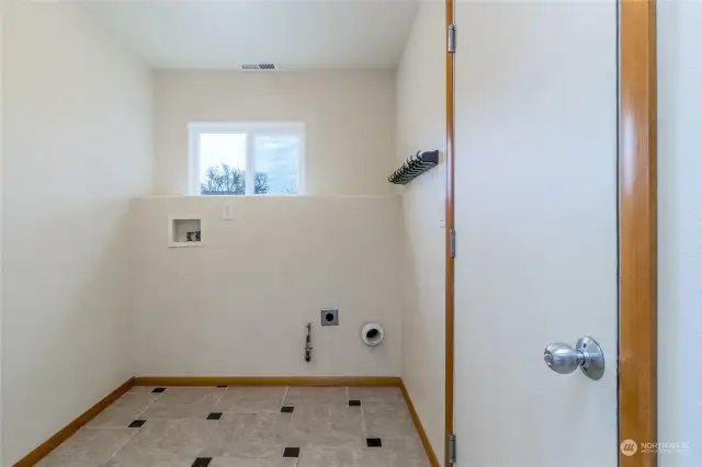 Laundry/Mud Room with Access to Garage