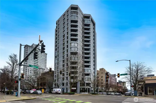 Harbour Heights, an 18-story concrete & steel building (no 13th floor) with luxury amenities including gym, spa, sauna, outdoor pool, community room, on-site manager & spectacular rooftop garden deck!