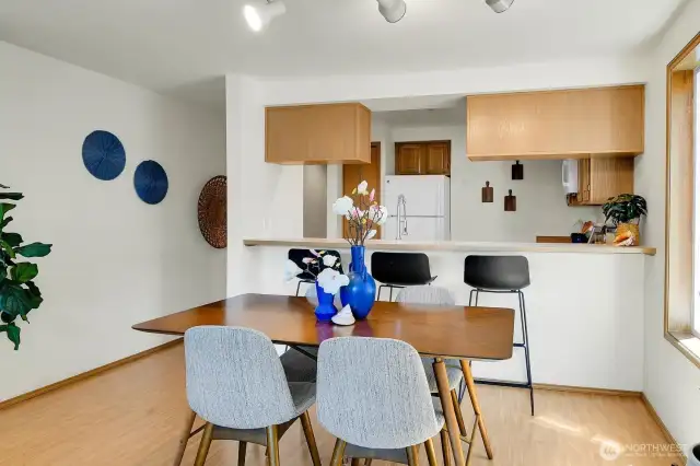 You could host 10 for dinner in this well designed dining space!