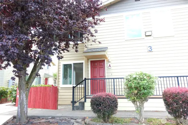 End unit and quiet townhome.