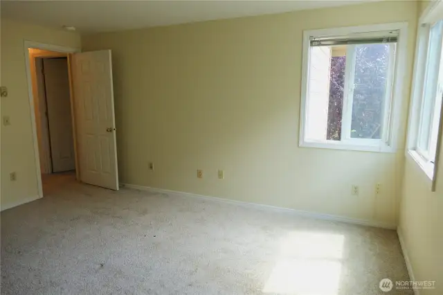 Master bedroom is larger than on the picture. Plenty of windows and sunlight!