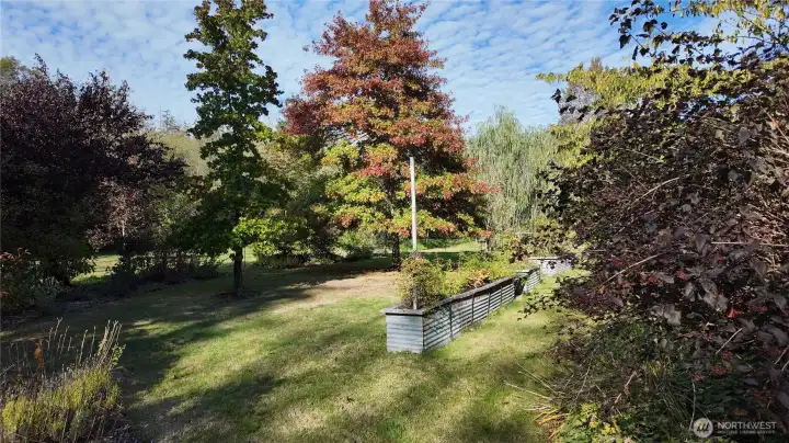 Lovely private yard area.