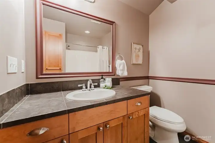 A full guest bath upstairs.