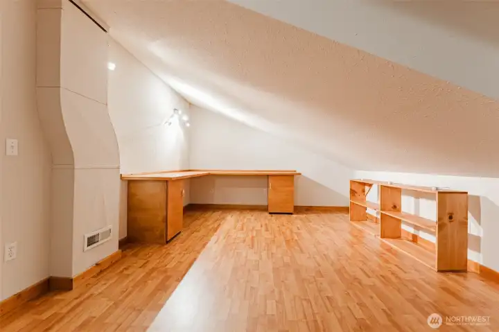 Used as an office space or great for hobbies