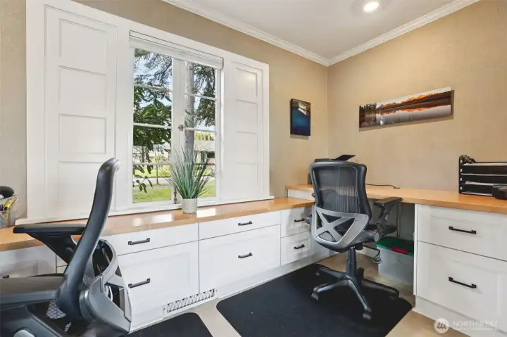 Office space for 2 with built-ins and a street view