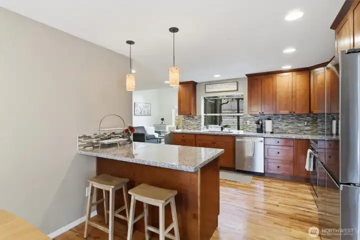 Peninsula with seating and easy pull out drawers for storage