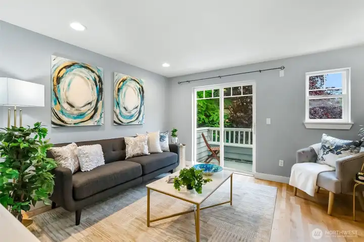 Open and bright living area with balcony access