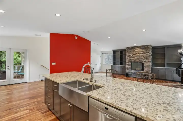 Abundance of counter space