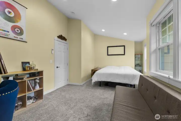 Vaulted bonus room open & airy feel. Serene views of the trees and privacy Vaulted bonus room open & airy feel. Serene views of the trees and privacy