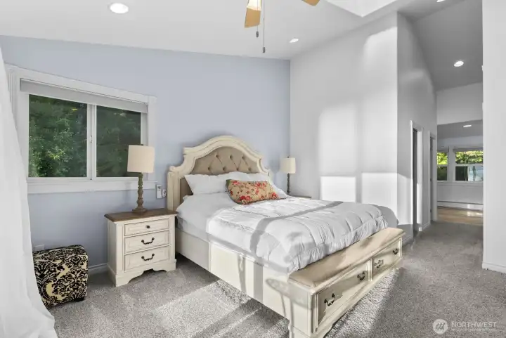 Primary Suite Retreat Vaulted & Spacious rimary Suite Retreat Primary Suite Retreat Vaulted & Spacious rimary Suite Retreat