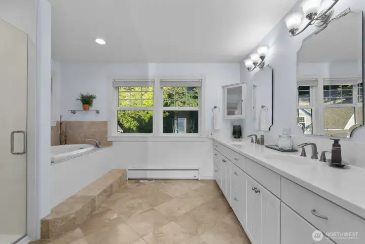 Dual Sinks & Storage Thoughtfully Designed Dual Sinks & Storage Thoughtfully Designed