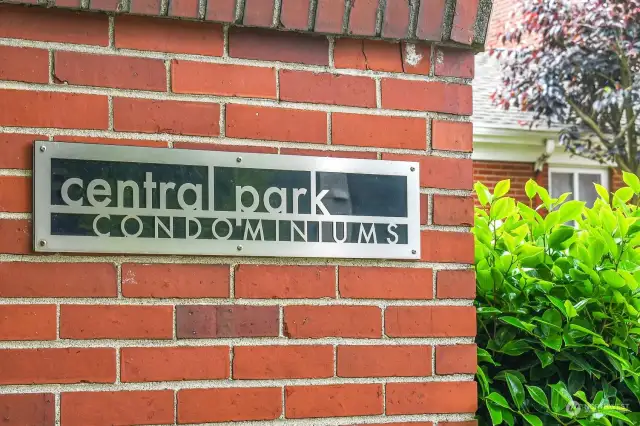 Central Park Condominiums in the heart of the West Seattle Alaska Junction! A vintage brick building in a fabulous location!