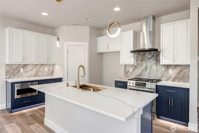 (Different unit, floor plan, & color scheme)