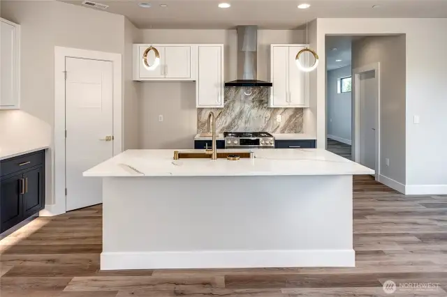 (Different unit, floor plan, & color scheme)