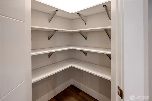 (Different unit, floor plan, & color scheme)