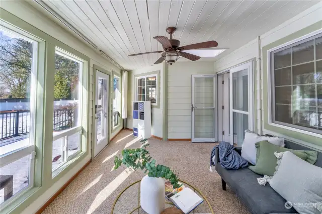 Sunroom/Bonus Room