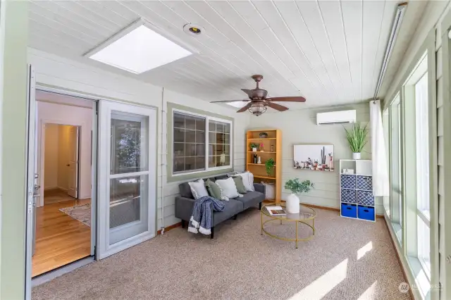 Sunroom/Bonus Room