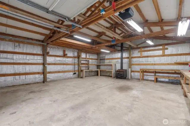 24x28 shop w/wood stove and garage door openers