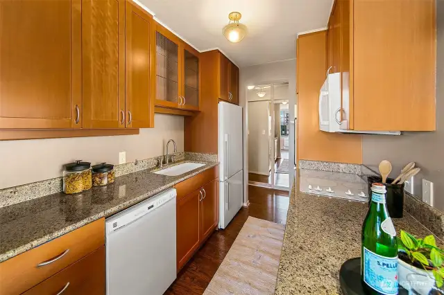 Granite counter tops with peninsula.