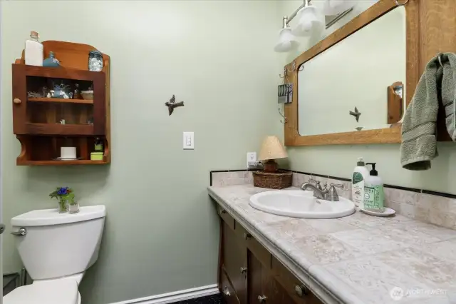 Main level 3/4 bath