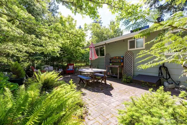 Very private back patio