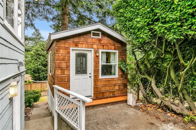 Detached Studio.