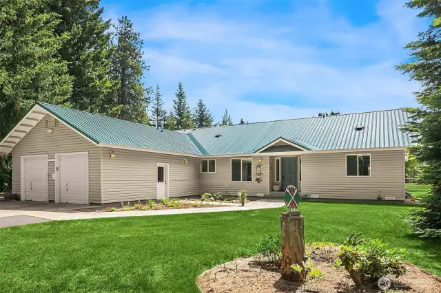 Fabulous ranch rambler nestled on a full, flat acre with ample room for all your gardening delight! Forced air furnace with newer ducting and air conditioning for year around comfort.
