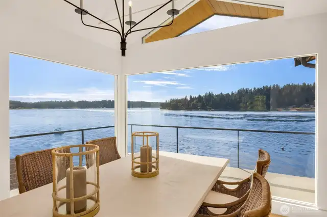Epic dining room views!