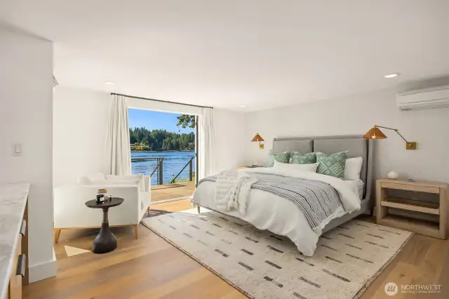 2nd primary guest suite.