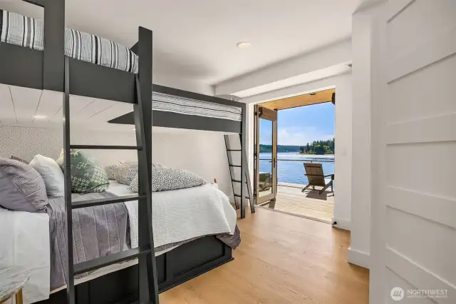 3rd bedroom is a bunkhouse!