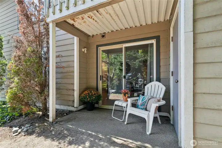 Back patio perfect for morning coffee!