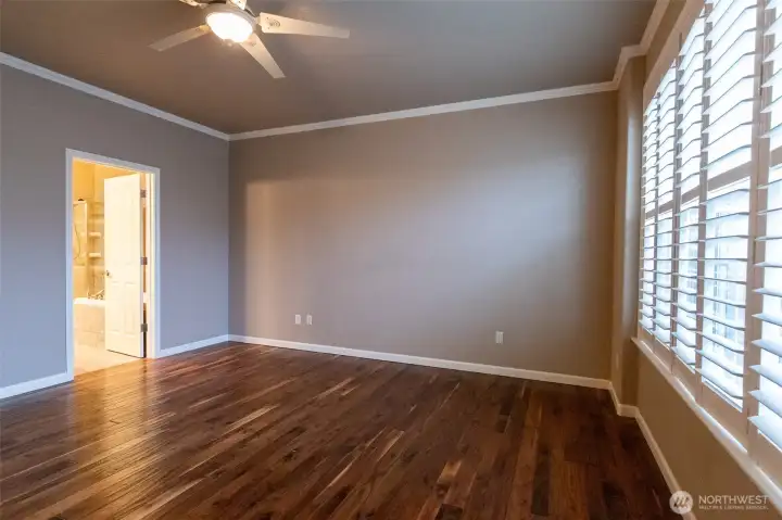 Main level primary bedroom