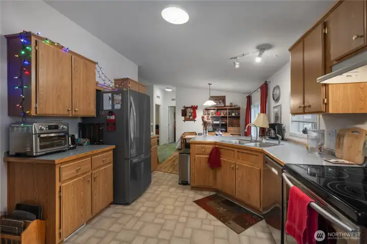 Stainless appliances are newer.