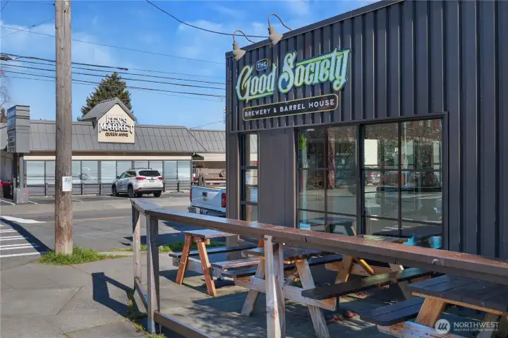 Welcome to McGraw village on the top of Queen Anne!