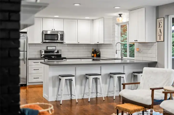 Beautifully remodeled kitchen