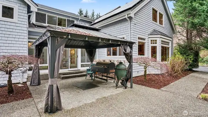 Entertainment-sized patio is perfect for those Summer BBQ's. Gazebo & BBQ's are included.