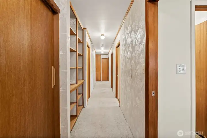 Hallway to bedrooms