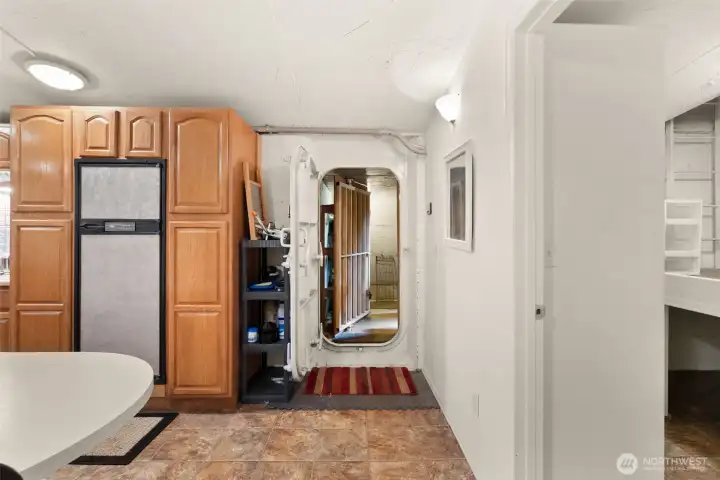 Underground living space