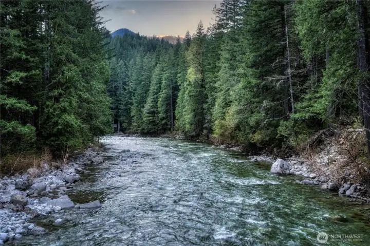N Fork Skykomish ~ easy kayak drop in.