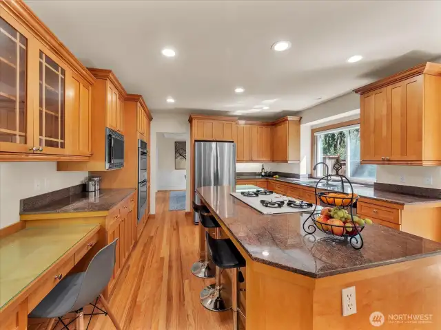 Kitchen (Main)