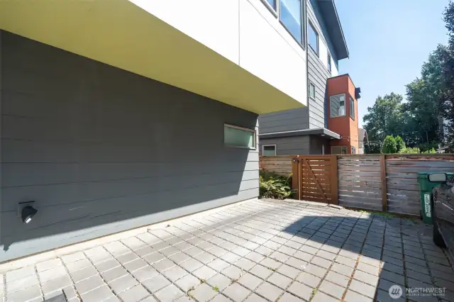Picture of parking area.