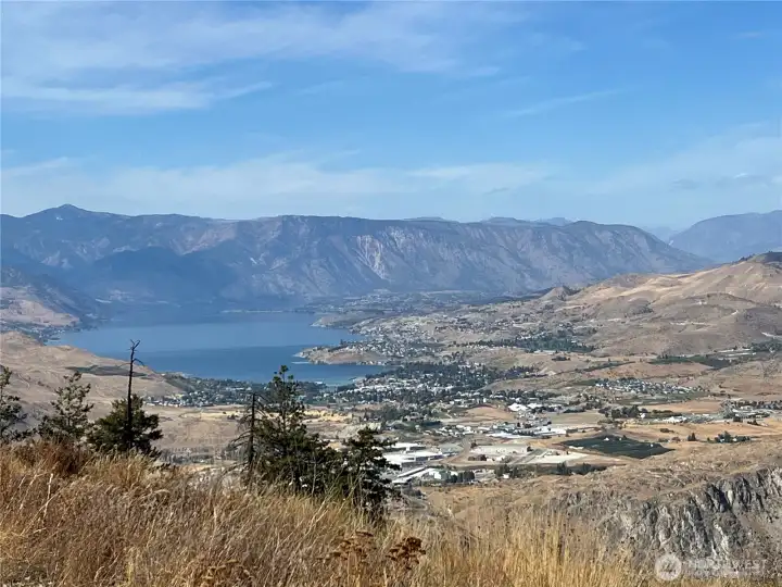 Amazing Lake Chelan View from this off grid Property