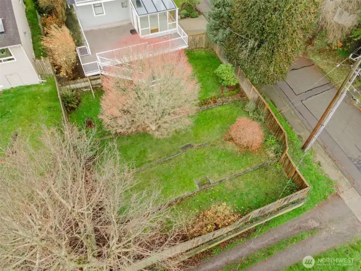 This home could be the private and serene oasis you've been searching for!