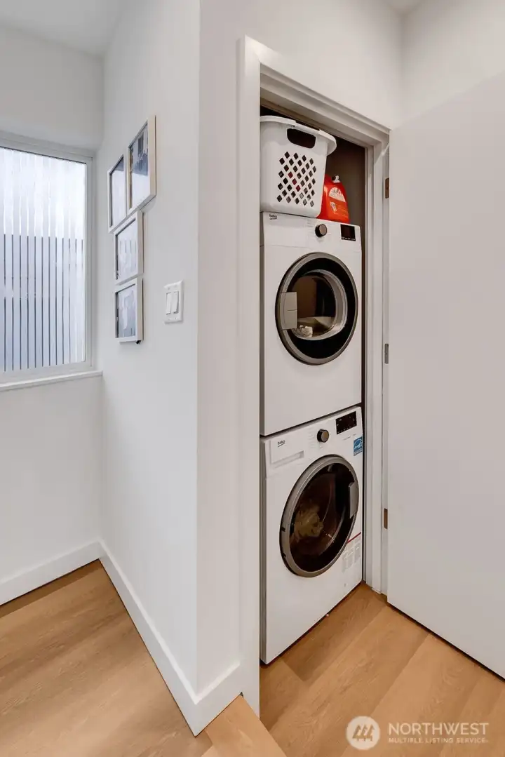 In unit washer & dryer