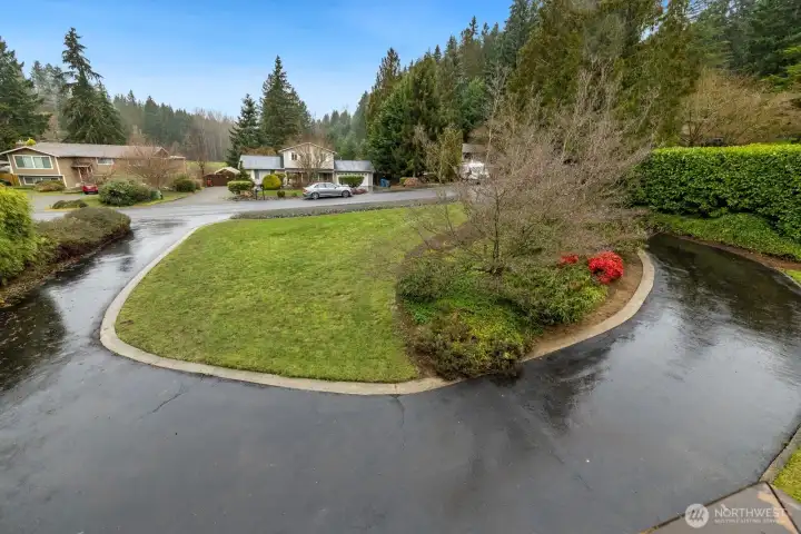 Love the circular drive