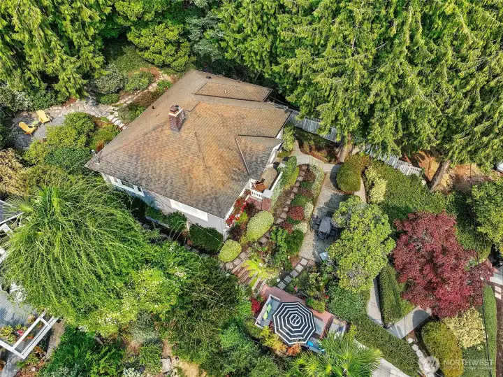 This photo was taken in September to show how lush the garden becomes throughout the year.