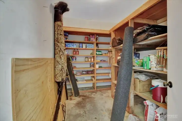 LOTS of storage!