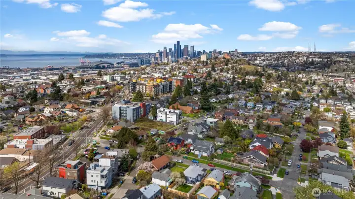 Walking distance to the N Beacon Hill light rail and just a short ride to the stadiums