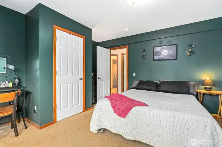 Large closet and two bump-ins, perfect for a dresser and a vanity table or desk. Perfect multi-generational home.